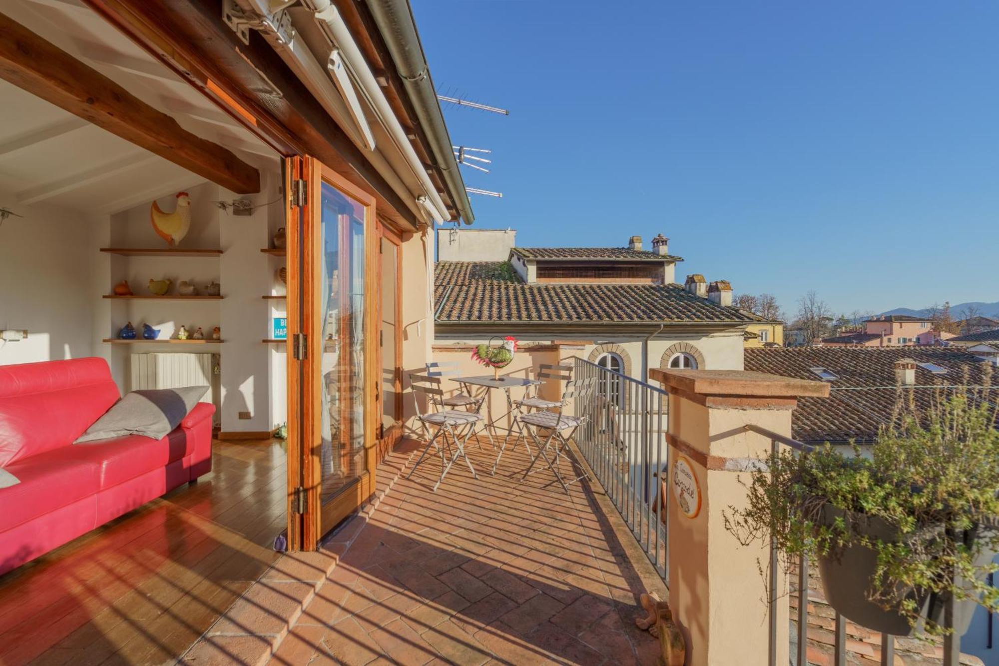 Terrazza Coccode' Spazioso Con Vista Mozzafiato! 루카 외부 사진